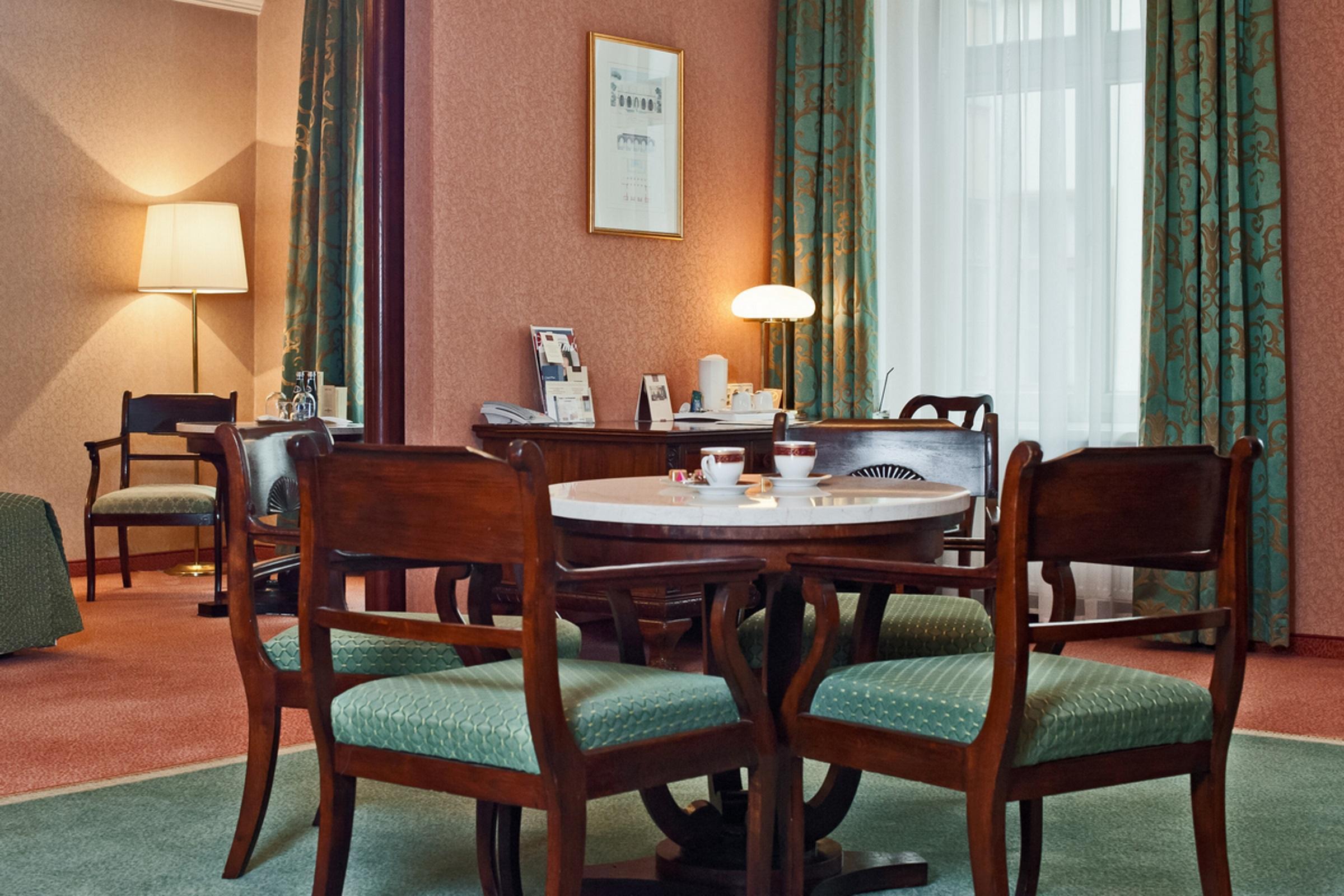 Grand Hotel Krakow Luaran gambar